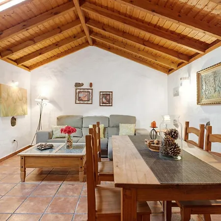Holiday home El Lagar